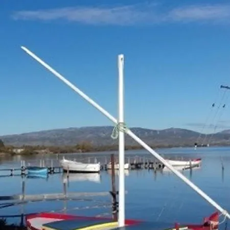 Agreable Avec Terrasse, Acces Plage, Parking Privatif - Fr-1-529-125 *